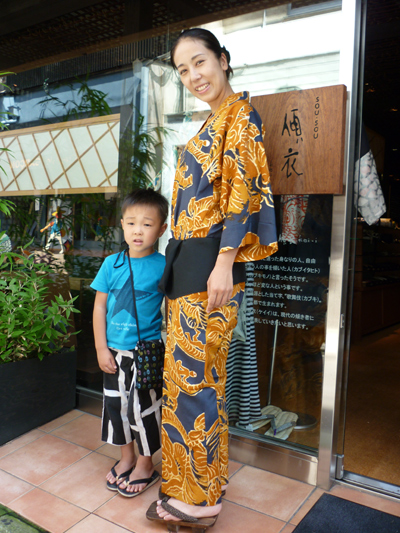 20120726-kabuki-sisters.2.jpg