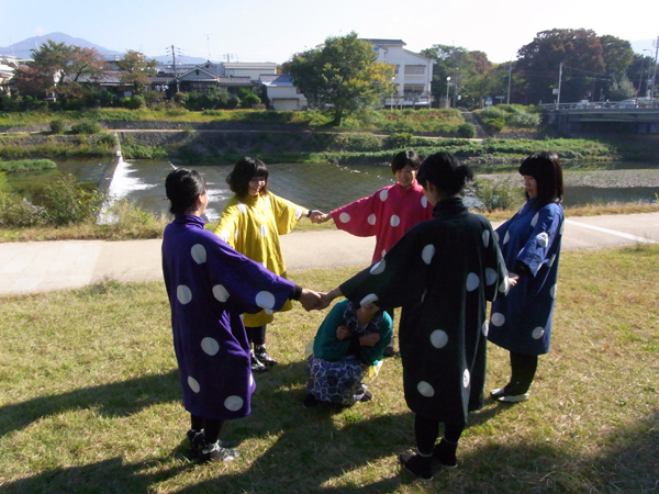 ハイカラさんが通る」の大正時代の日傘 臭う